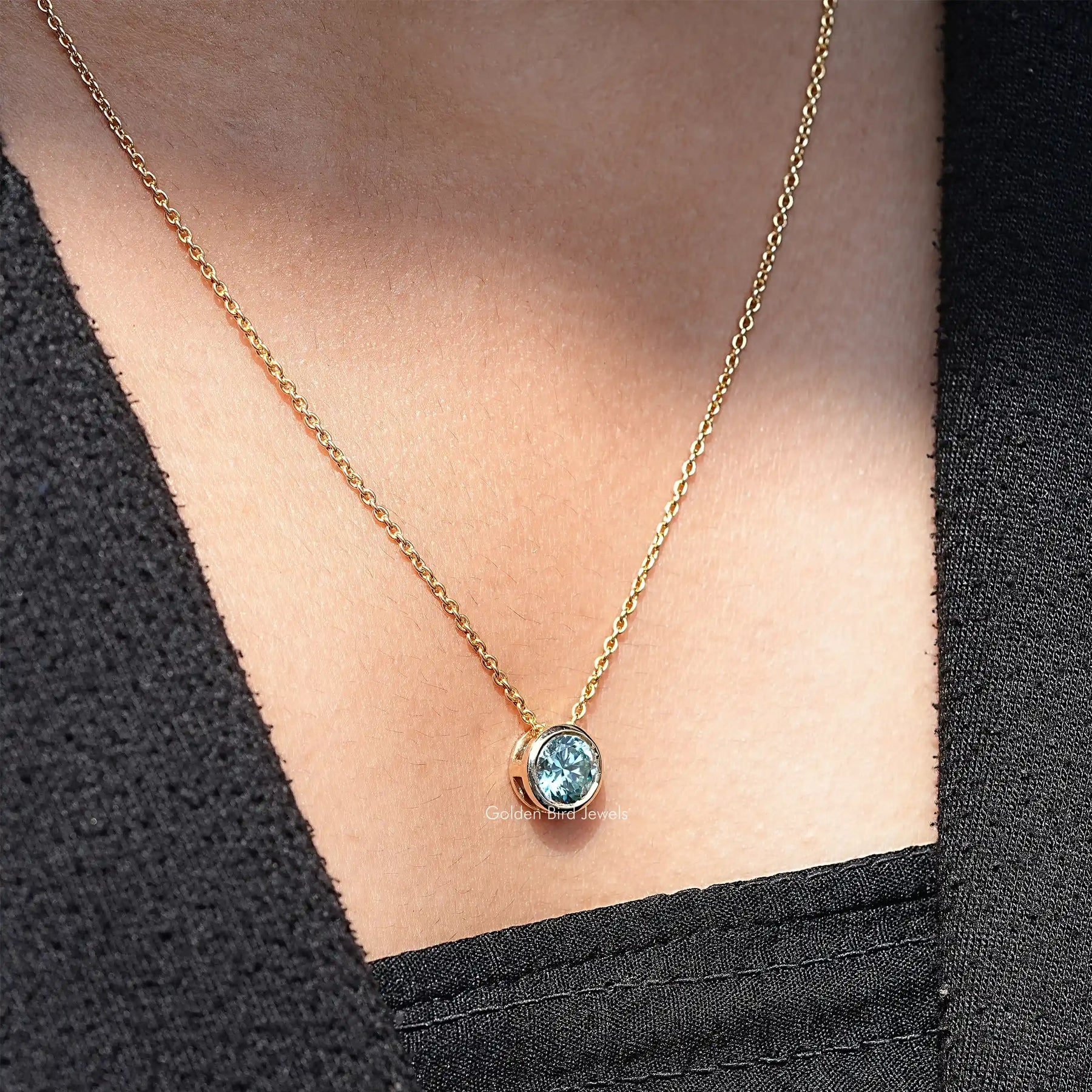 Detailed view of moissanite round shape pendant