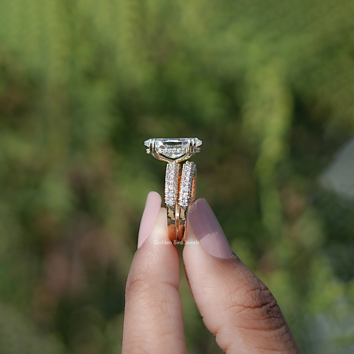 Niederländisches Brautring-Set mit Moissanit im Marquise-Schliff