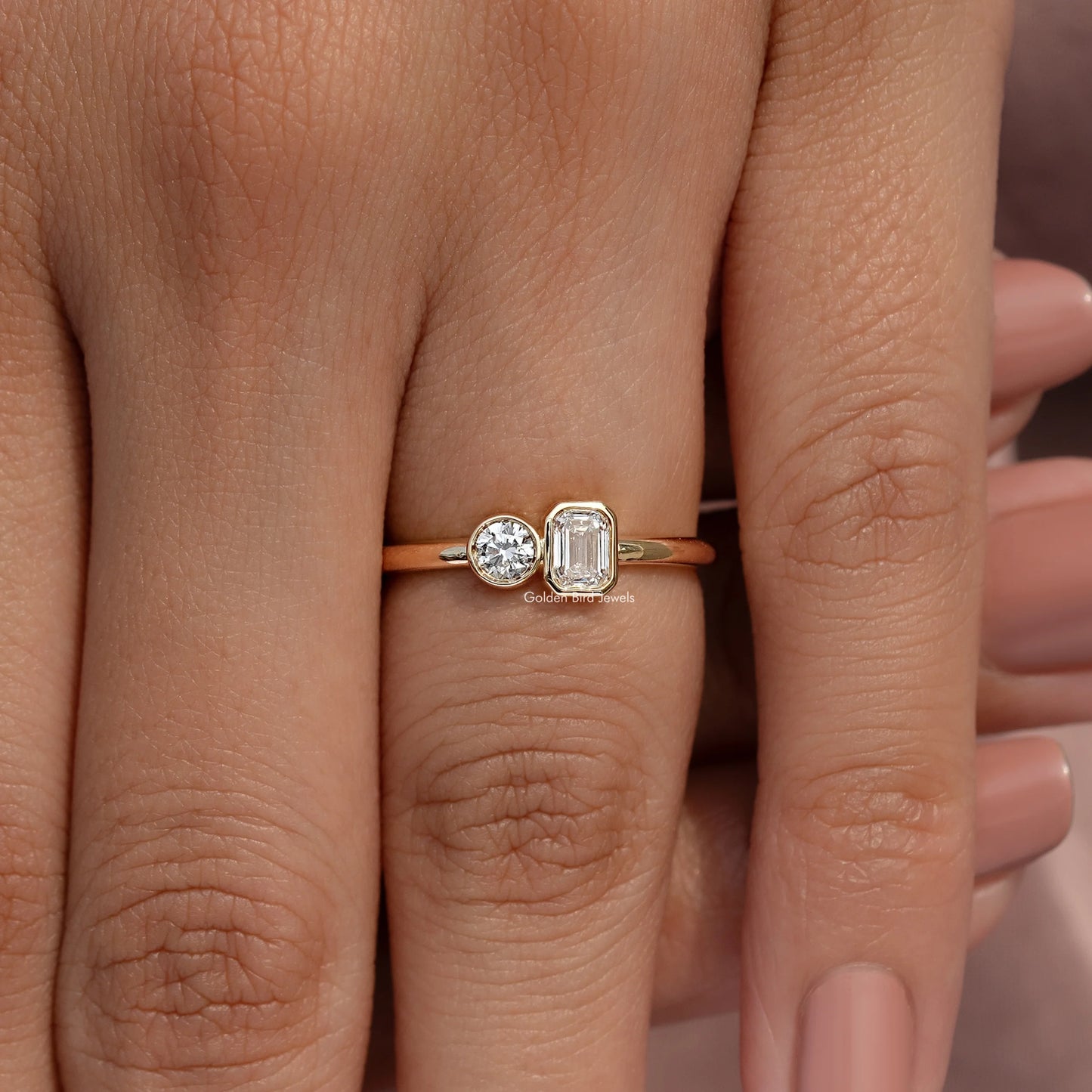 Emerald And Round Lab Diamond Toi Et Moi Ring