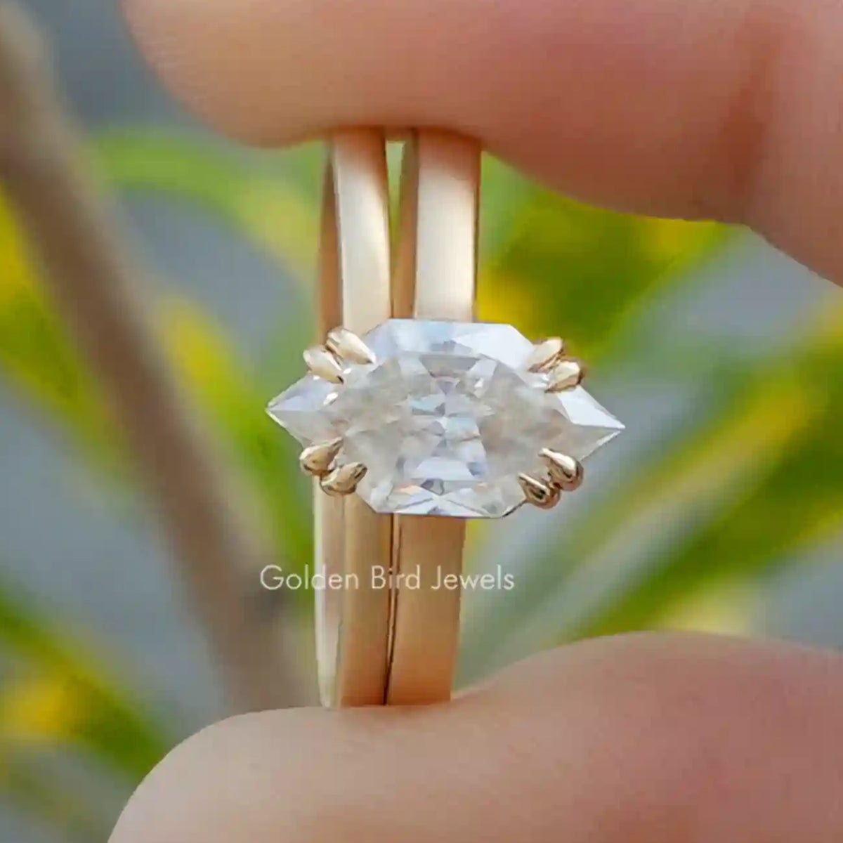 Niederländisches Ehering-Set mit Moissanit im Marquise-Schliff