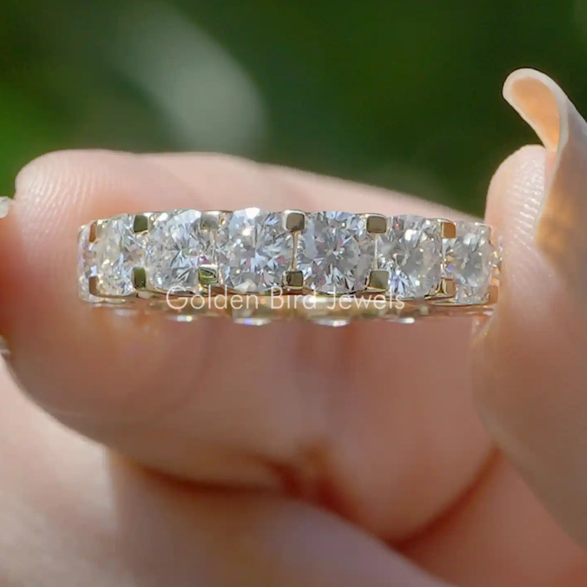 Ehering mit Kissenschliff und Eternity-Sohle