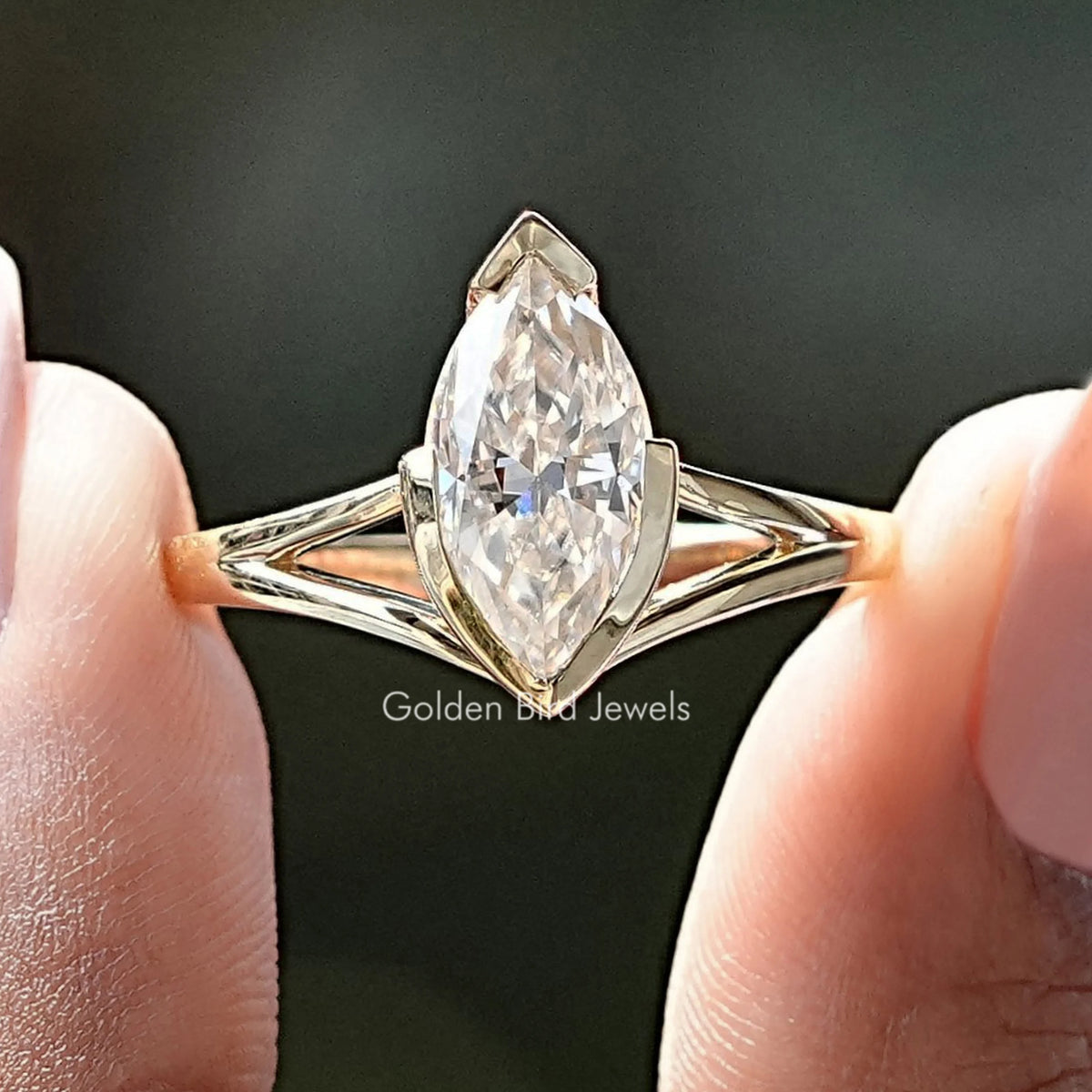 Marquise-Schliff Split Shank Moissanit-Ring
