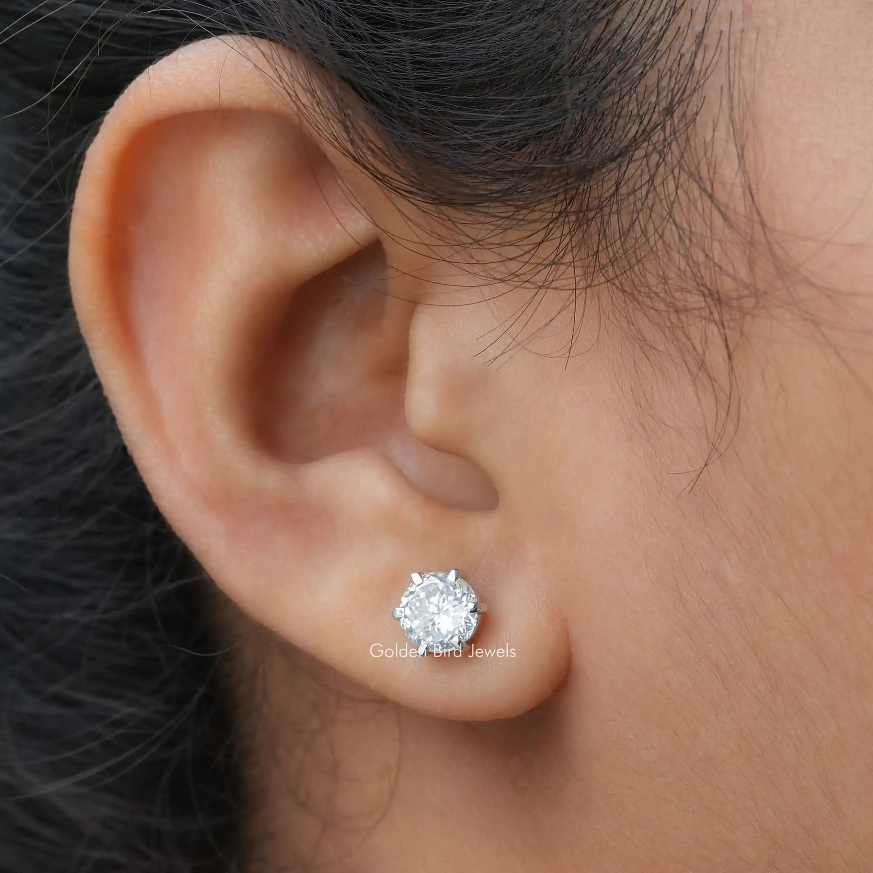 Close up View Of Moissanite Wedding Earrings in Round Cut Stone