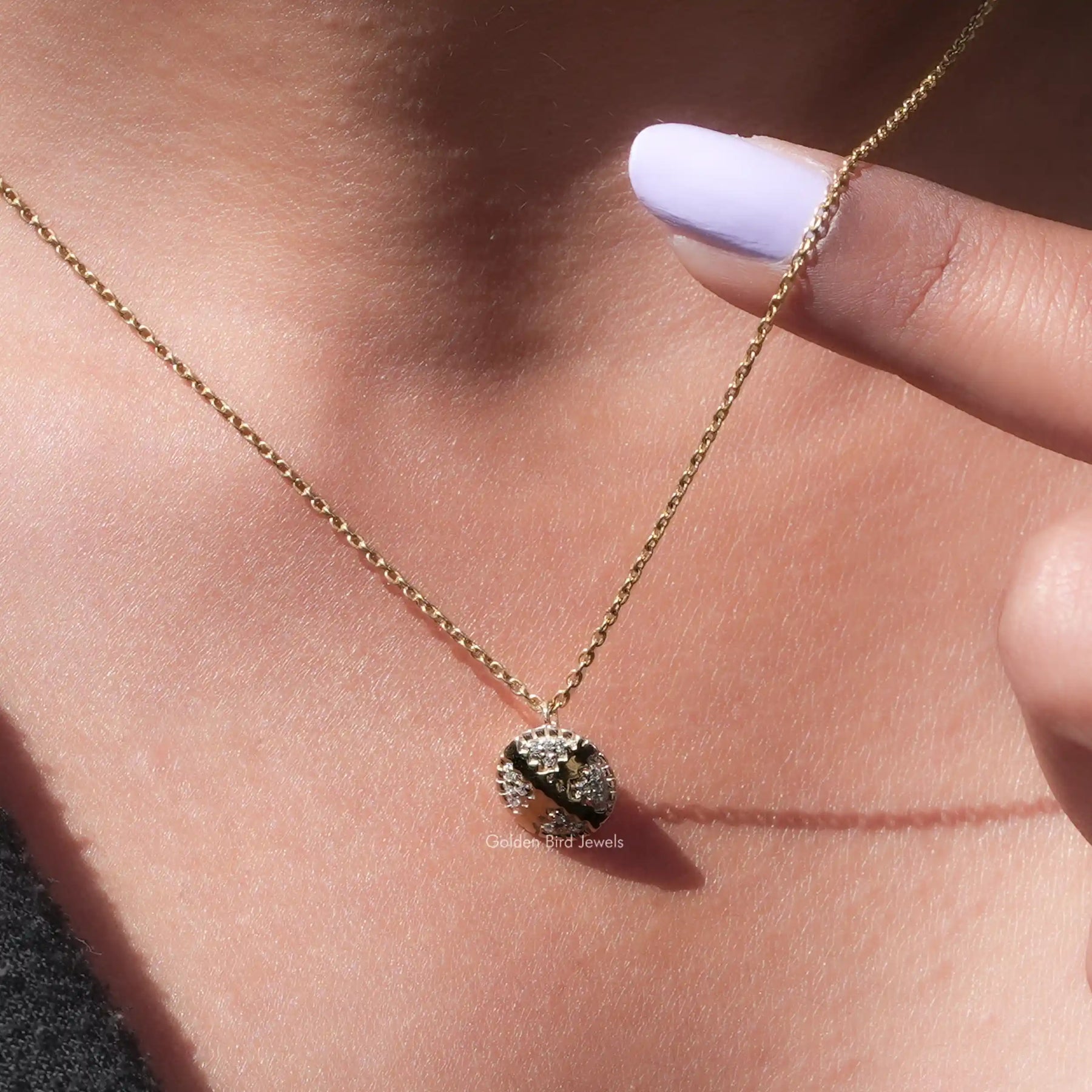 View of moissanite pendant for women