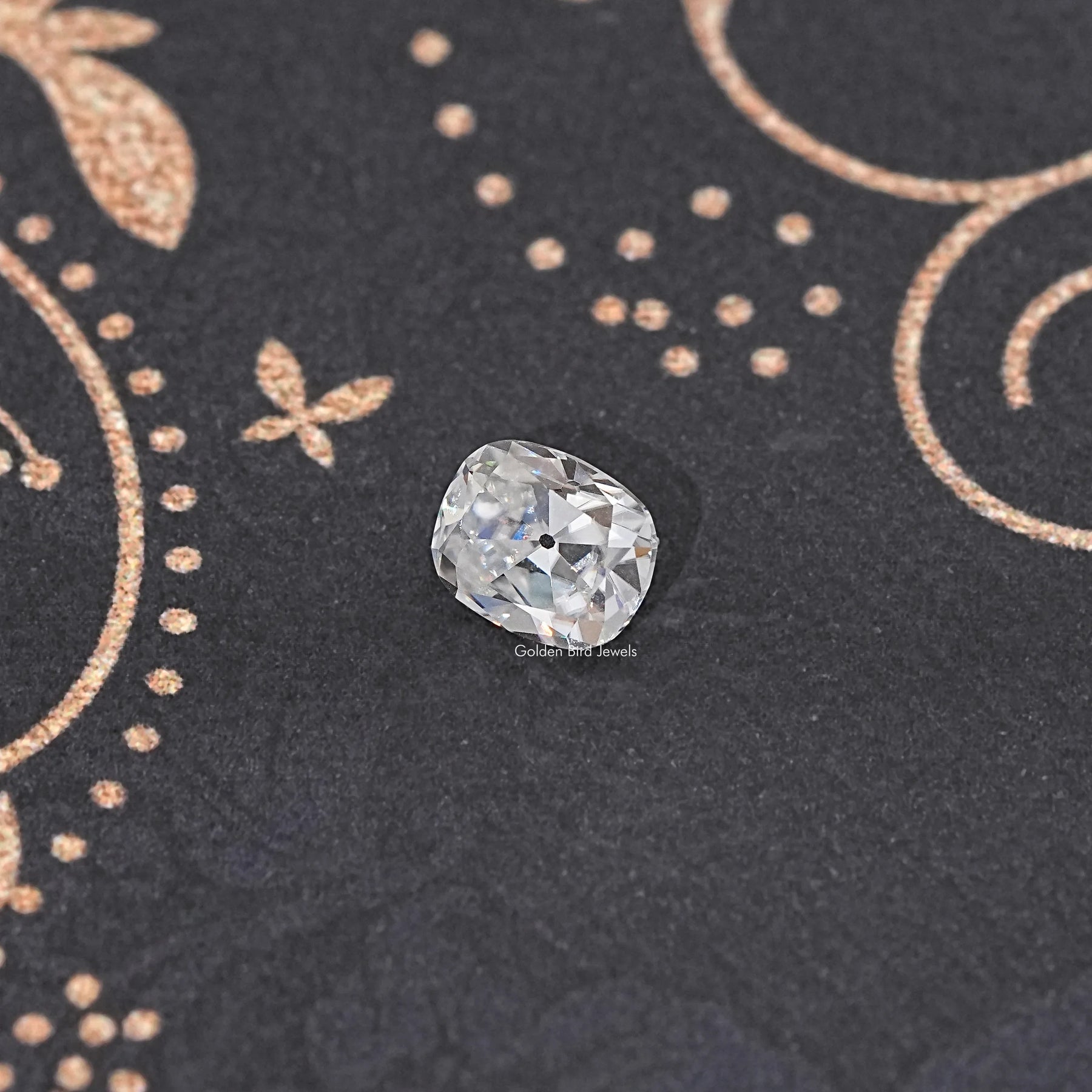 1,22 Karat alter, kissenförmiger, loser Stein aus der Mine