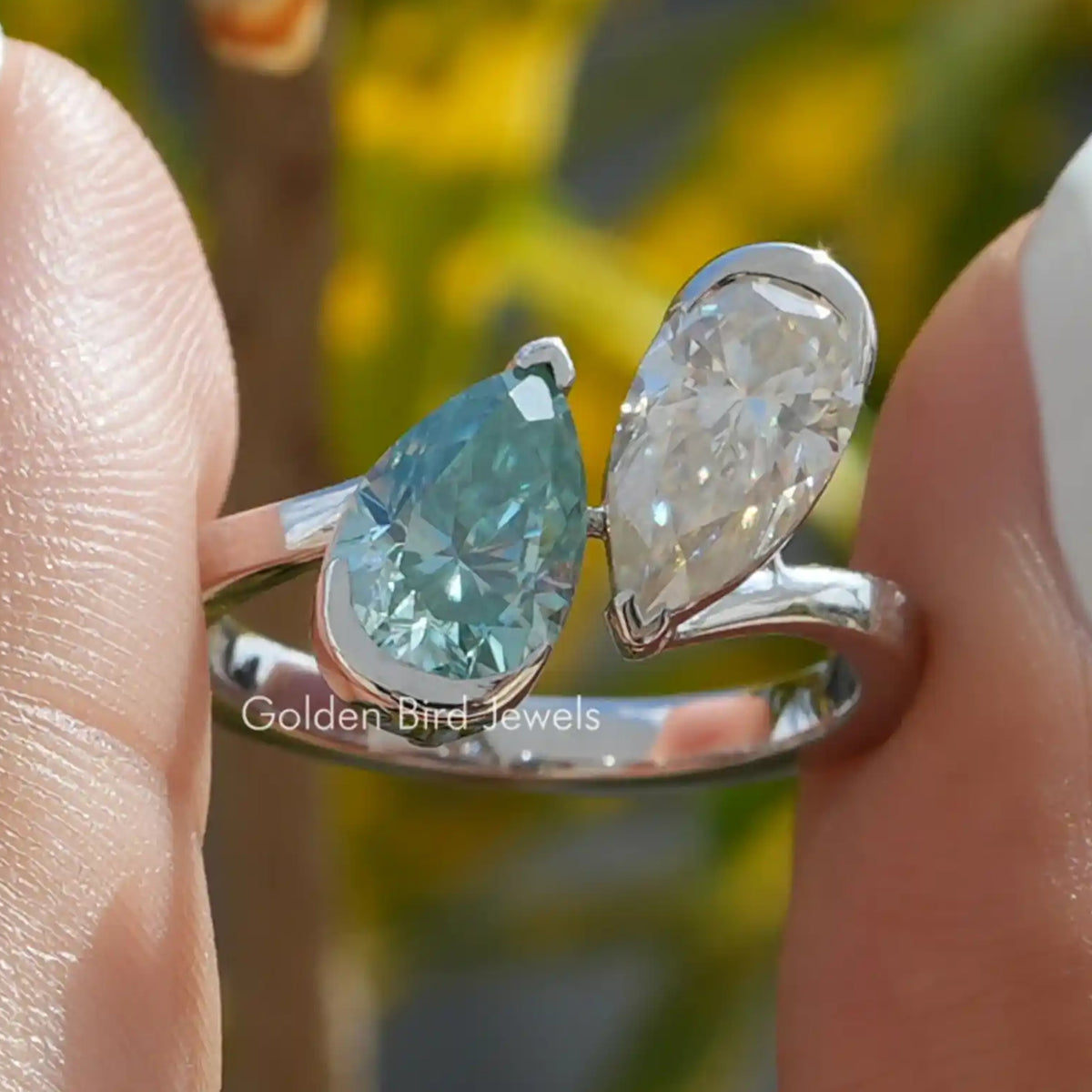 Pear Cut Moissanite Toi Et Moi Engagement Ring