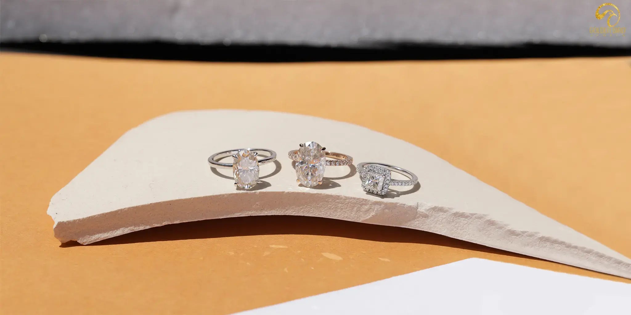 [Alternative engagement rings with Moissanite stones]-[golden bird jewels]