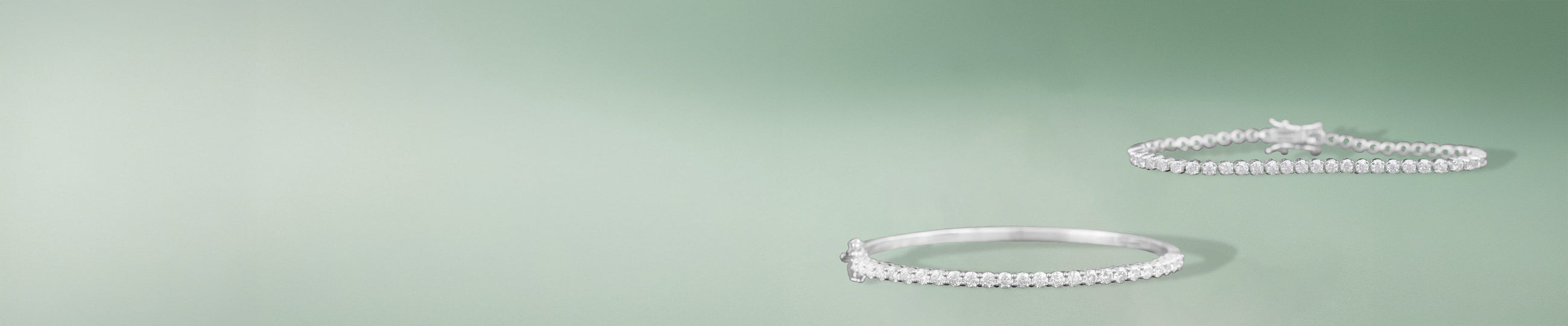 Elegant moissanite bracelet with sparkling round stones