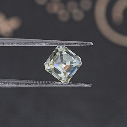 2,85 Karat Off White Asscher Moissanit loser Stein