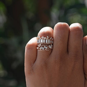 Close-Up View of Baguette Cut Moissanite Wedding Ring In Yellow Gold