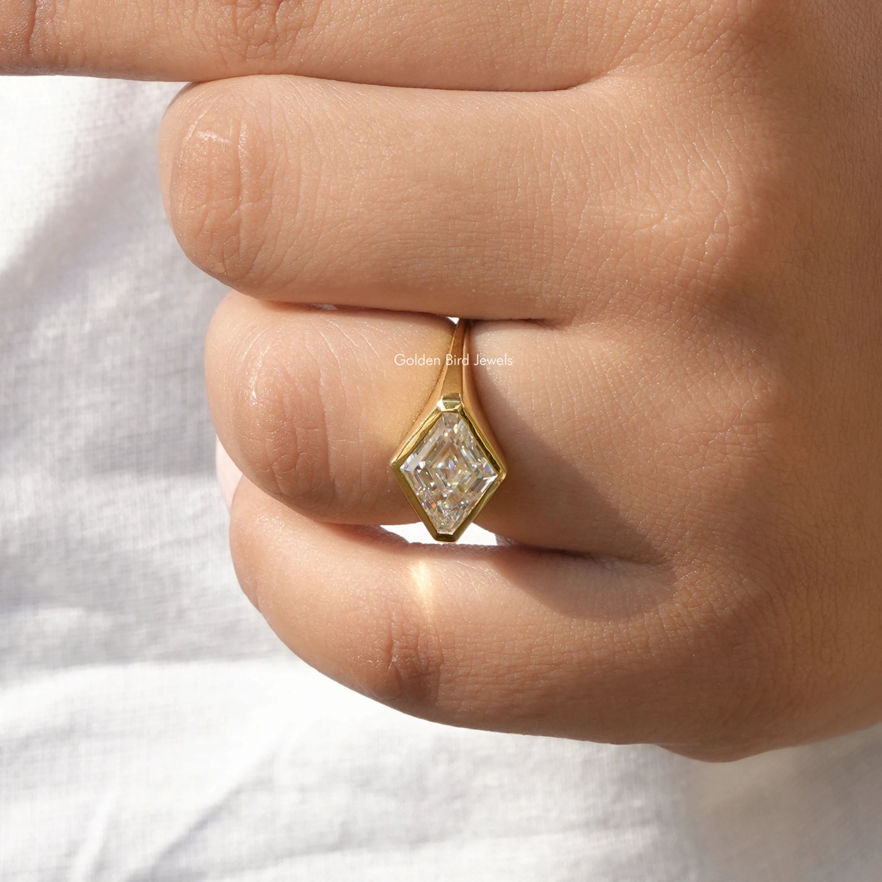 [Yellow Gold Moissanite Modified Lozenge Cut Ring]-[Golden Bird Jewels]