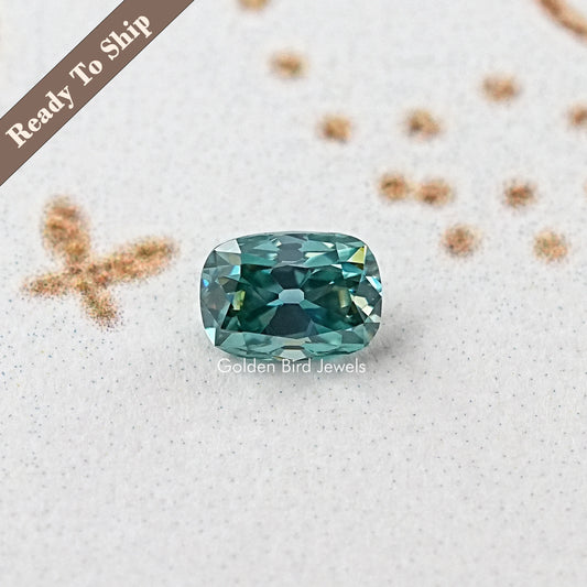 Blauer Kissenschliff Moissanit Edelstein