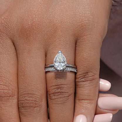 Birnenförmiger Moissanit-Ring mit verstecktem Halo und Ewigkeit-Band