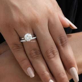 Round Cut Lab Grown Diamond Bridal Ring Set