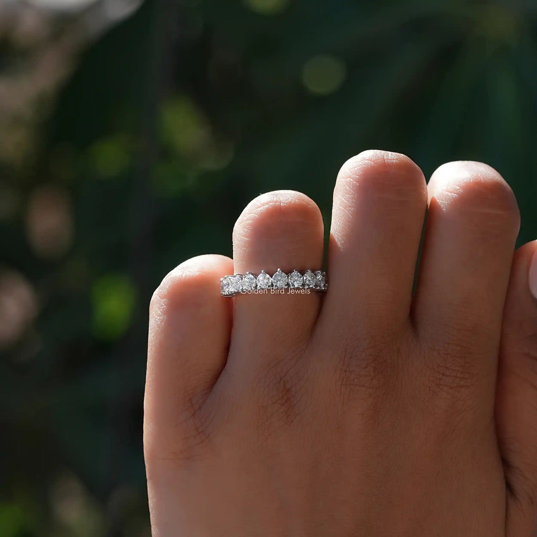 [Moissanite Colorless Round Band]-[Golden Bird Jewels]
