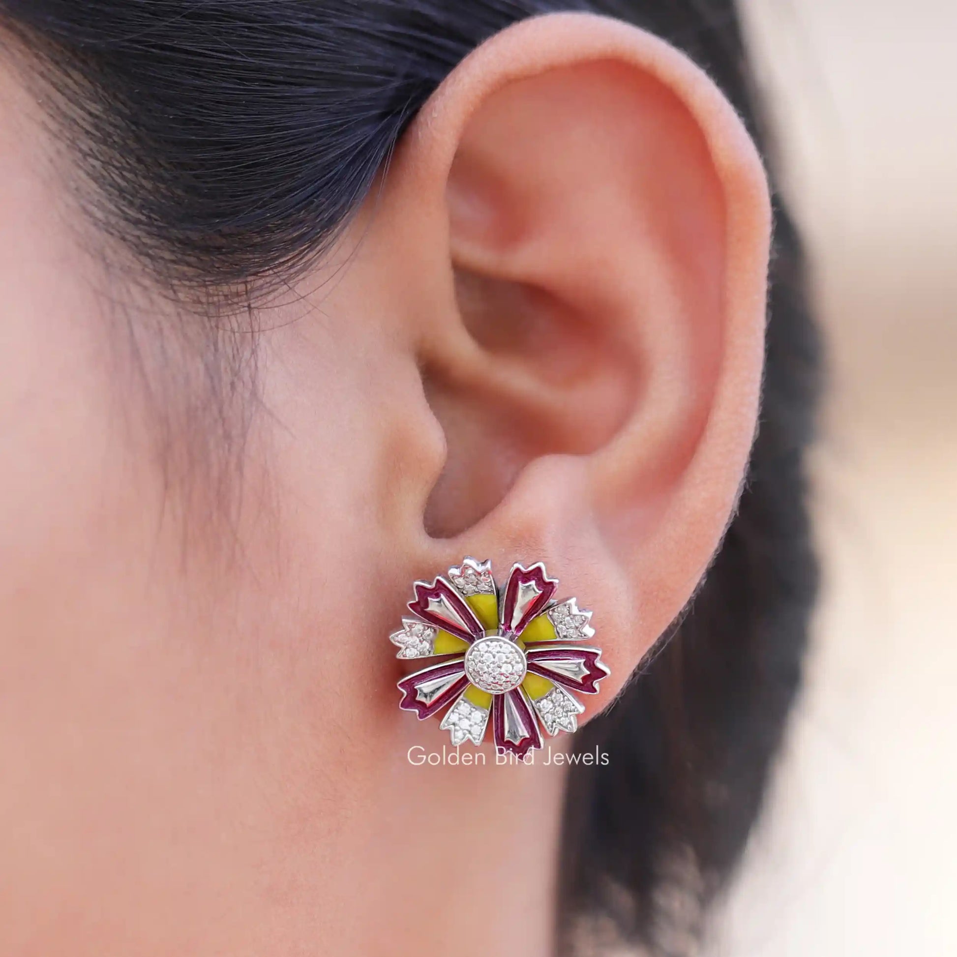 [Round Cut Moissanite Earrings]-[Golden Bird Jewels]