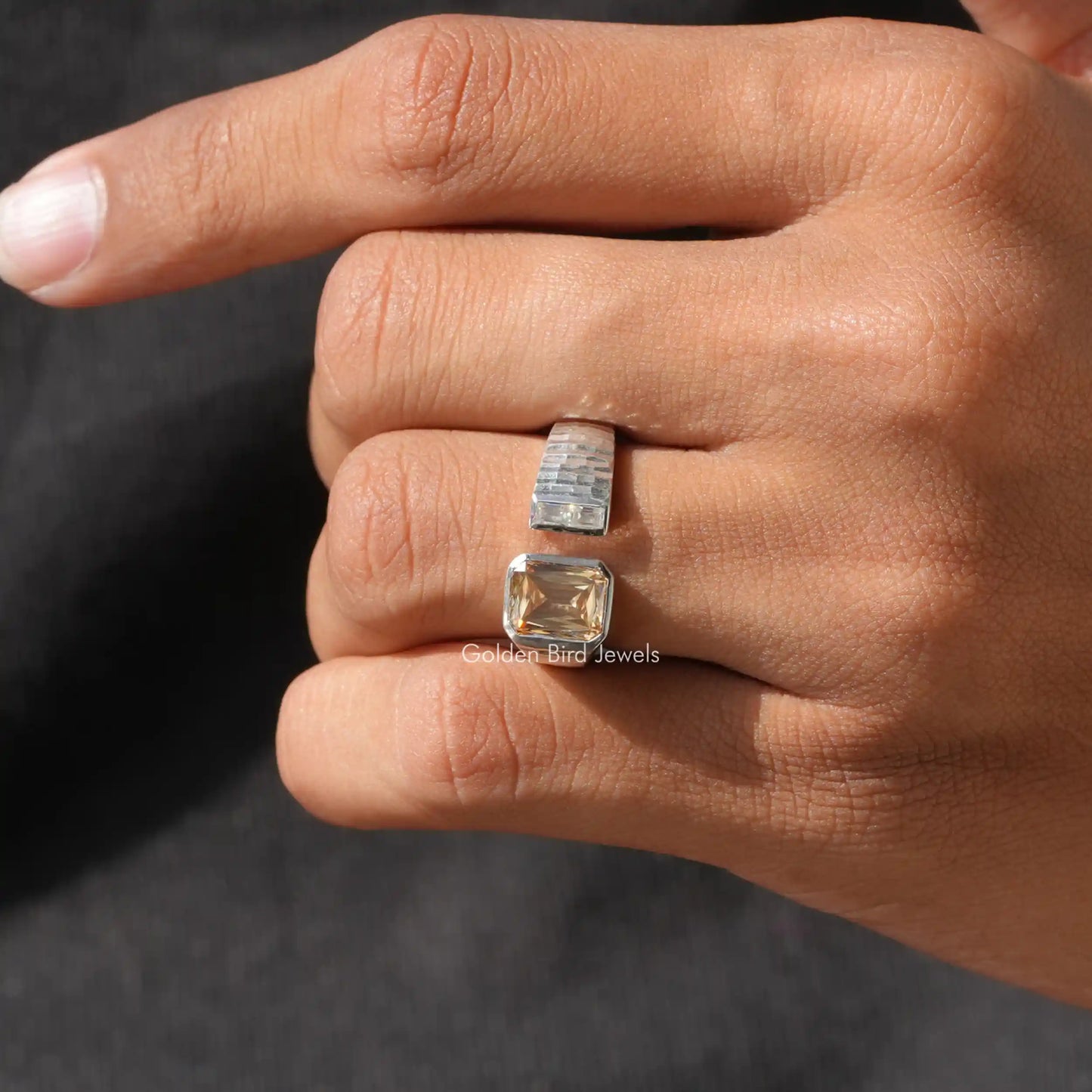 Detailed View Of Toi Et Moi Criss And Baguette Cut Moissanite Ring in white gold