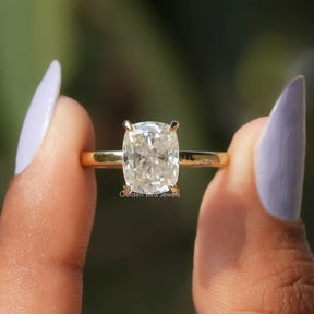 [Elongated Cushion Crushed Ice Moissanite Ring]-[Golden Bird Jewels]