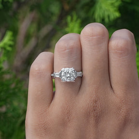 [Colorless Cushion And Baguette Cut Engagement Ring]-[Golden Bird Jewels]