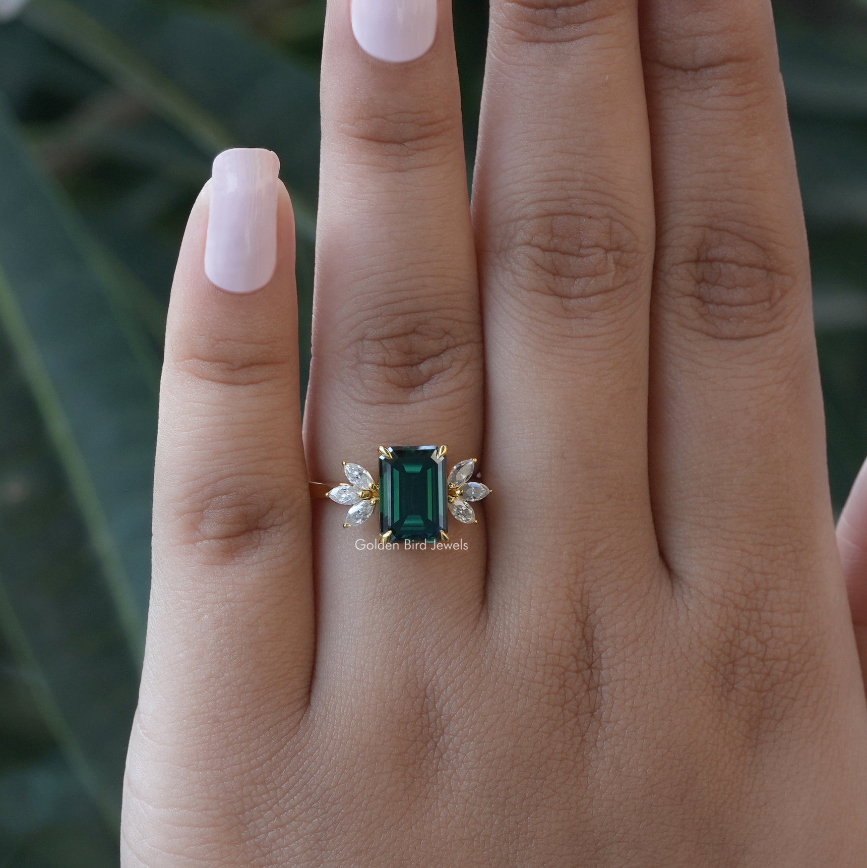 [Dark Green Emerald Cut Moissanite Ring]-[Golden Bird Jewels]