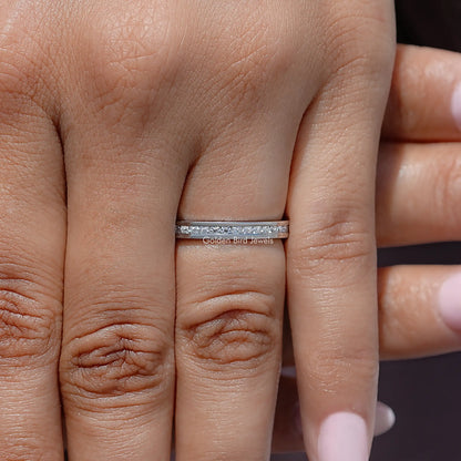 Runder Moissanit-Kanal-Ehering in Fassung