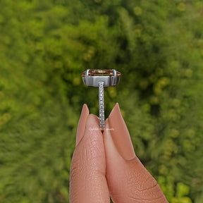 Niederländischer Moissanit-Solitär-Akzentring im Marquise-Schliff