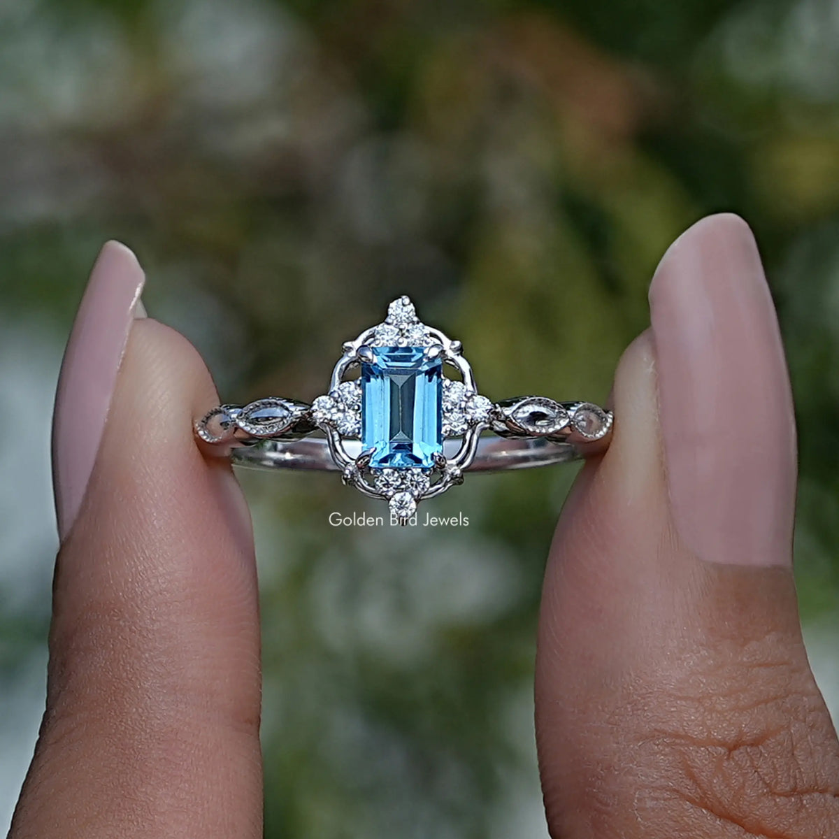 [Emerald Cut Halo Engagement Ring]-[Golden Bird Jewels]