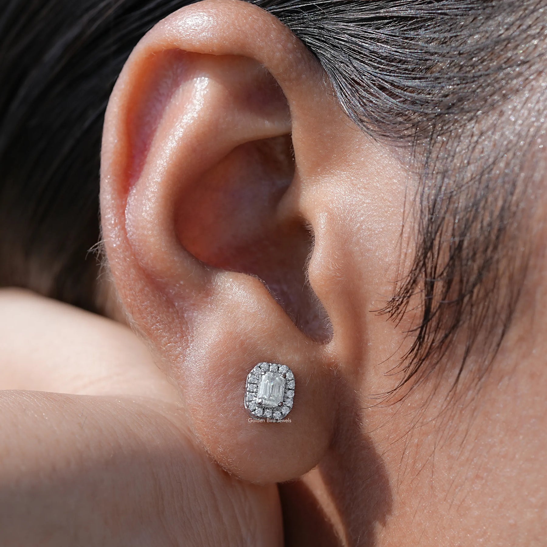 [Colorless Emerald Shaped Stud Halo Earrings]-[Golden Bird Jewels]