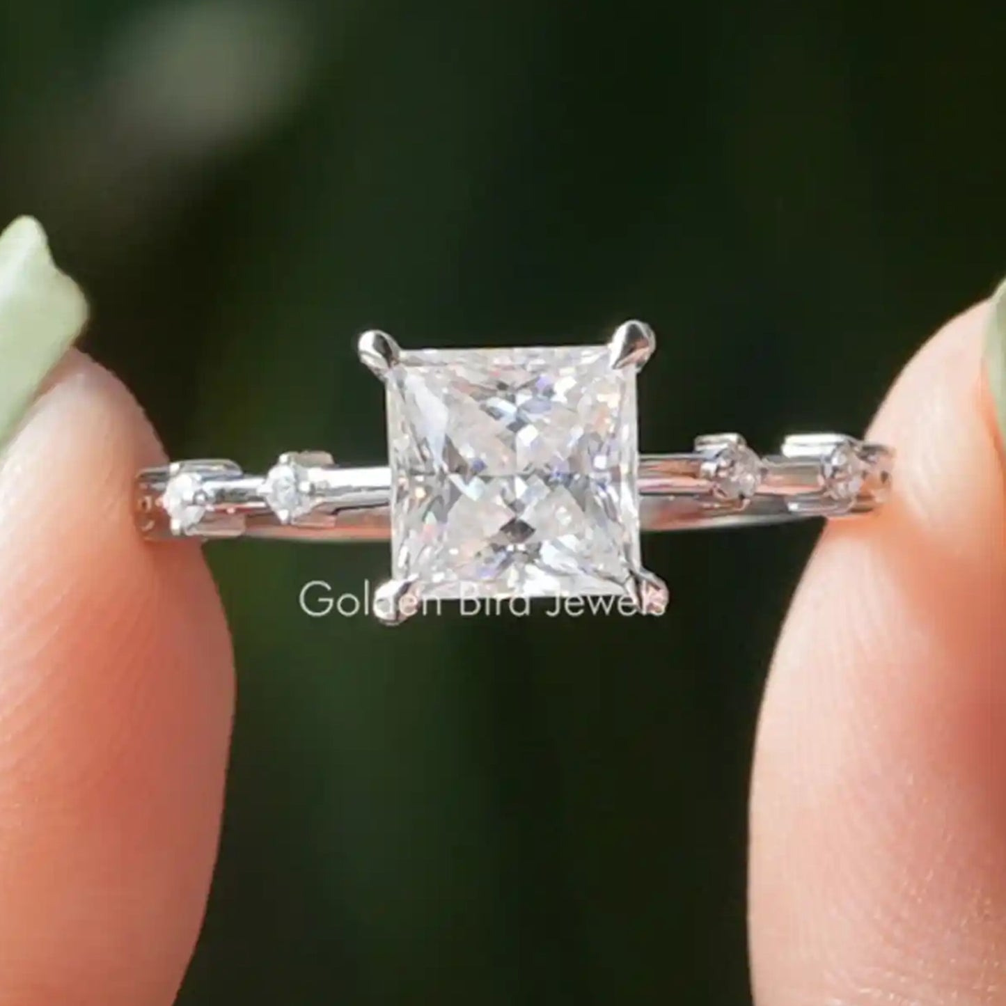 Farblose Princess-Cut-Moissanit-Solitär-Verlobungsring