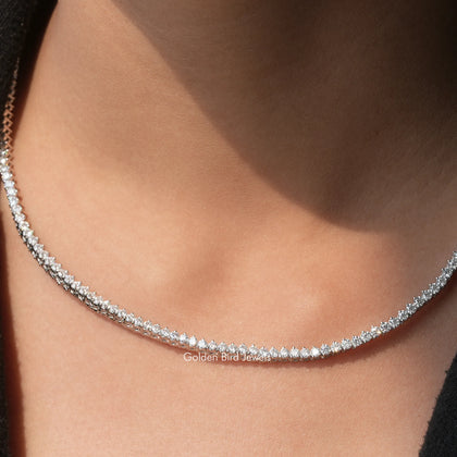 Tenniskette mit rundem Moissanit aus massivem 18 Karat Gold