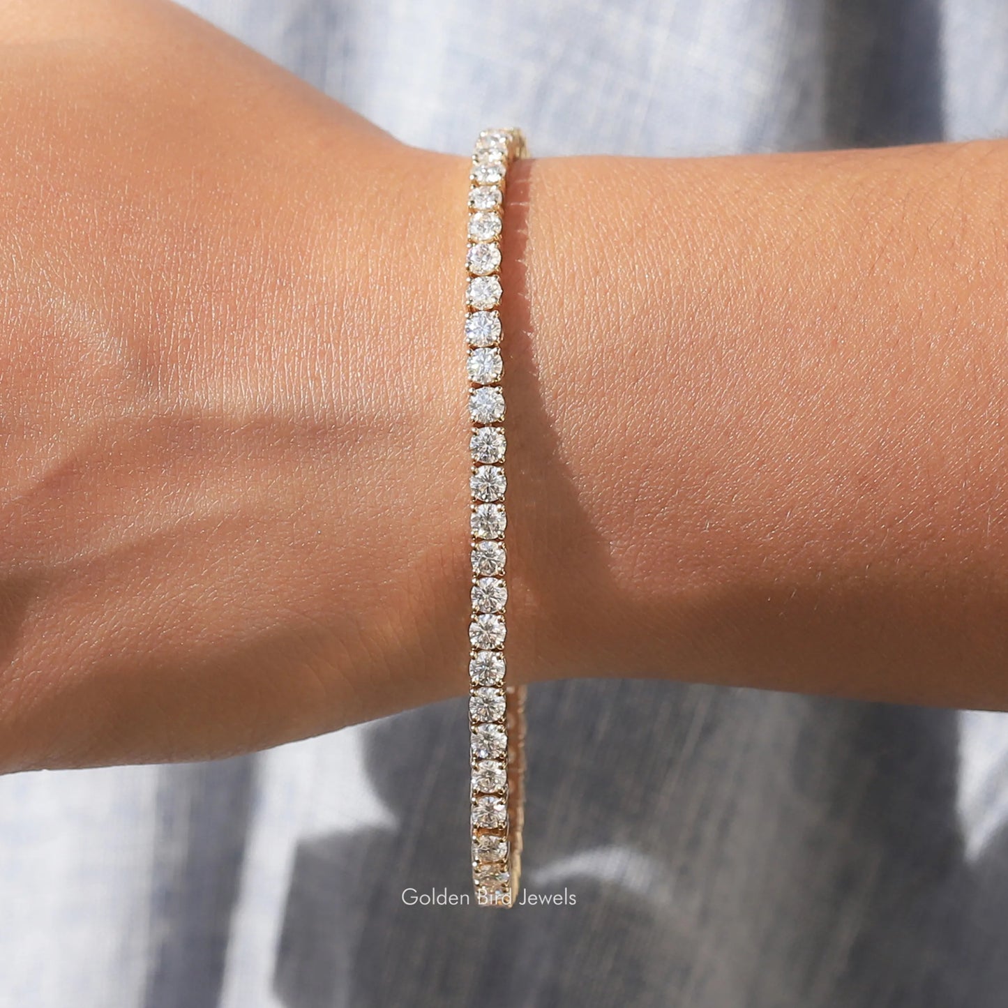 Wunderschönes Tennisarmband mit Moissanit im Rundschliff