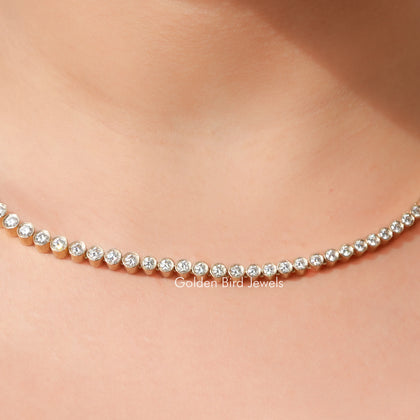 Runde Tenniskette mit Moissanit aus massivem 14 Karat Gold