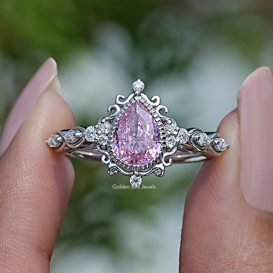 Turmalin-Ring mit rosa Edelstein im Birnenschliff