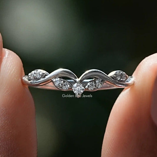 Round Moissanite Dainty Curved Wedding Band