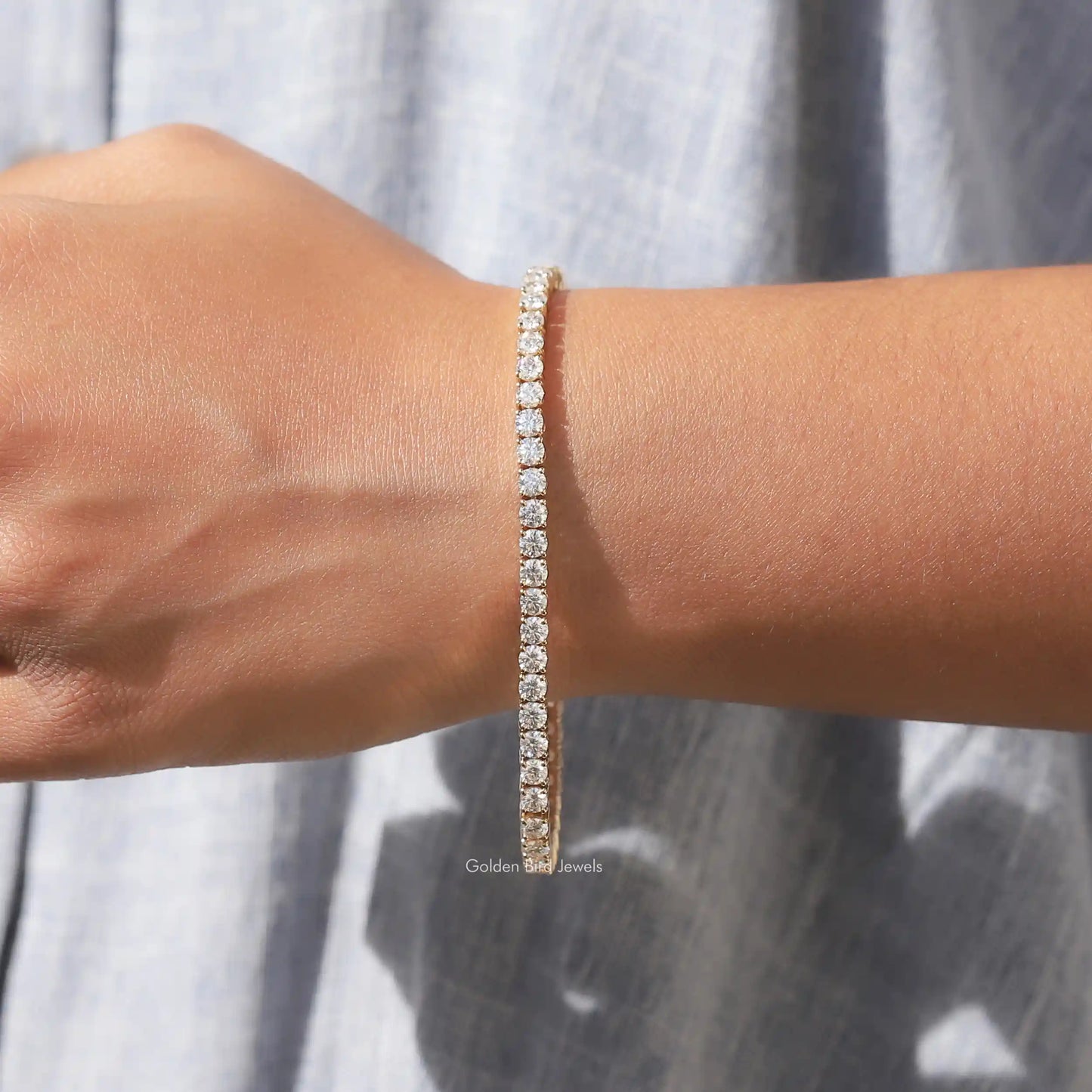 Wunderschönes Tennisarmband mit Moissanit im Rundschliff