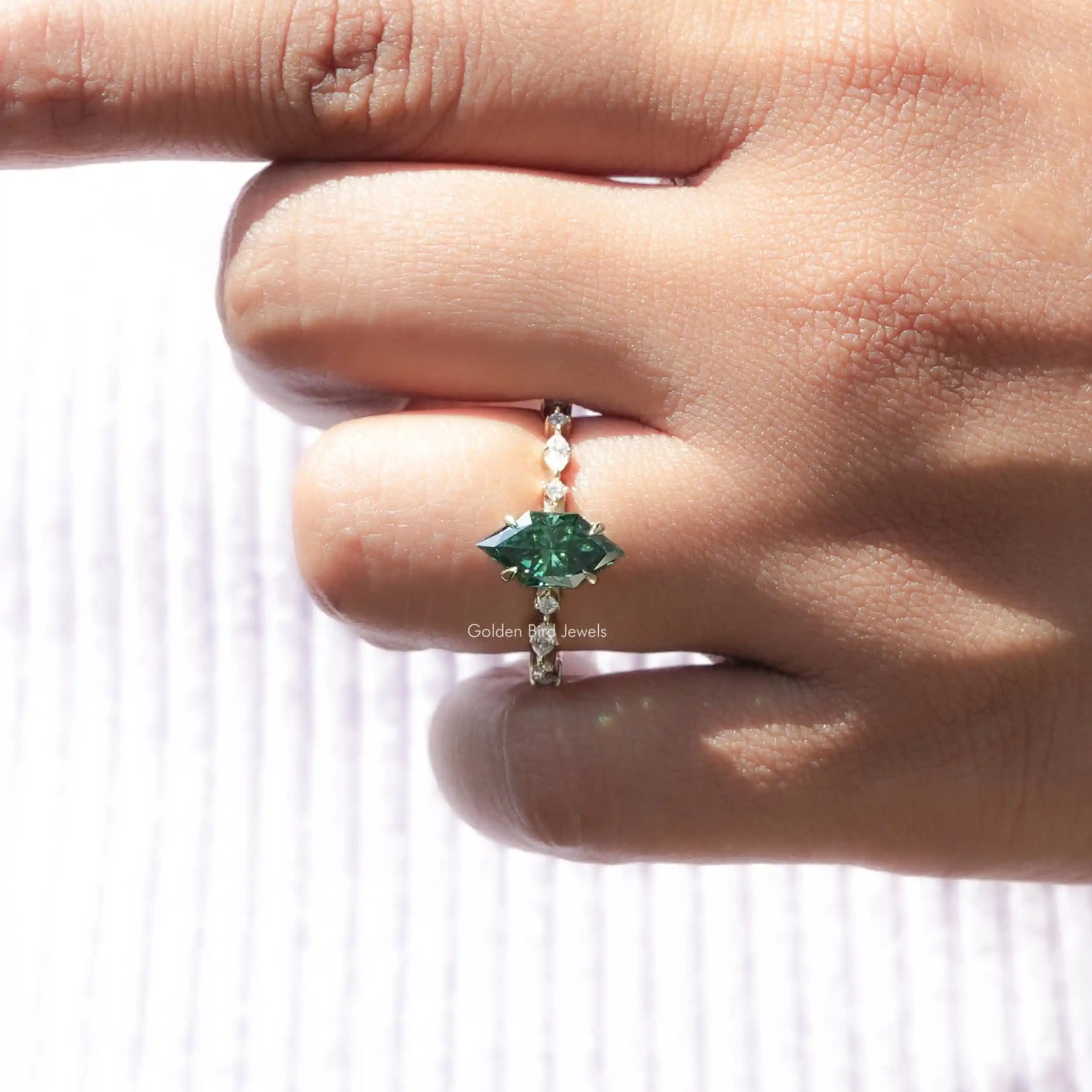 [Green Dutch Marquise Cut Moissanite Ring With Colorless Side Stones]-[Golden Bird Jewels]