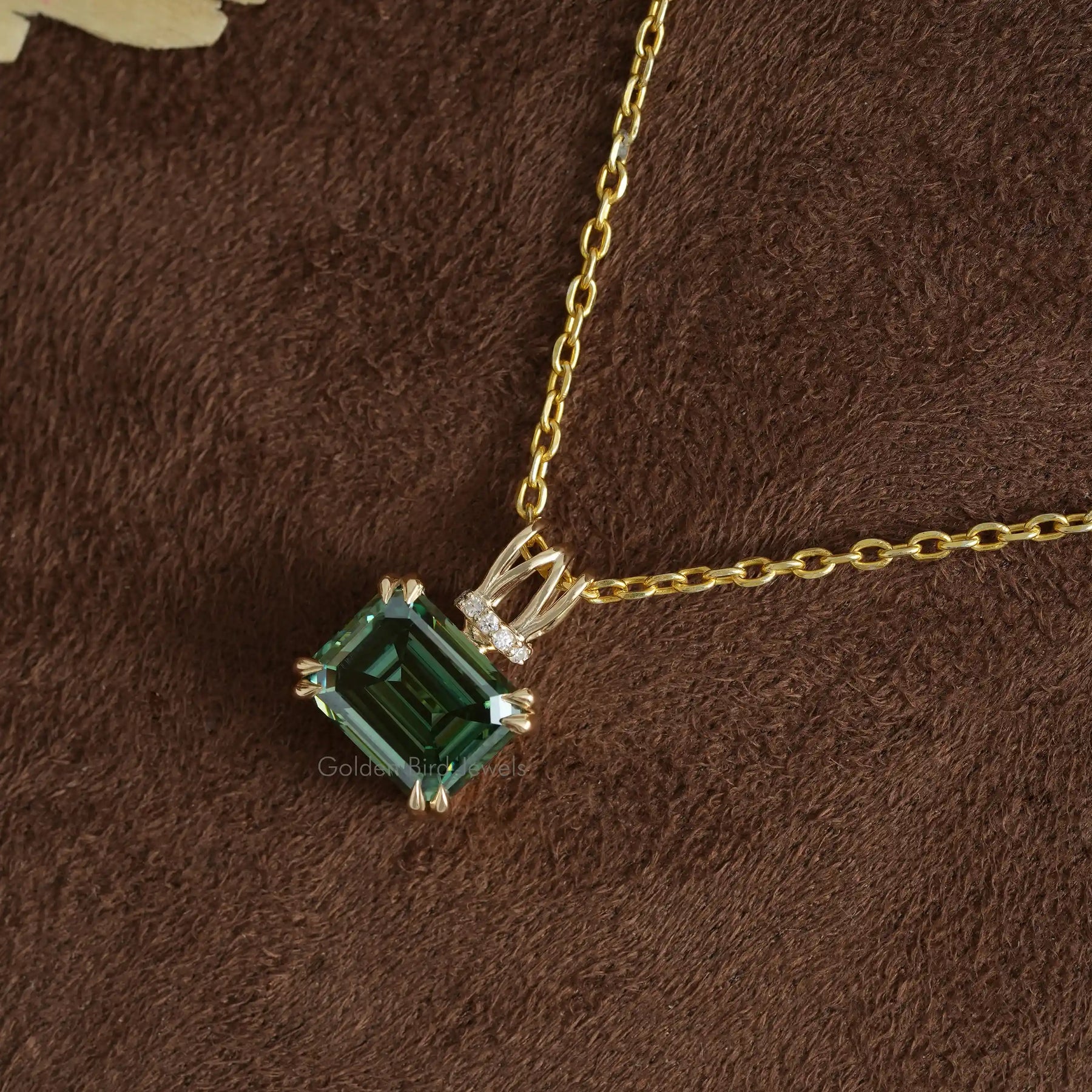 [Double Prong Setting Green Emerald Cut Pendant]-[Golden Bird Jewels]