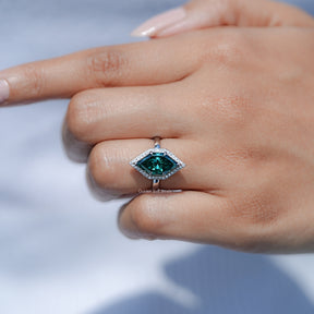 Niederländischer Marquise Moissanit Halo-Verlobungsring