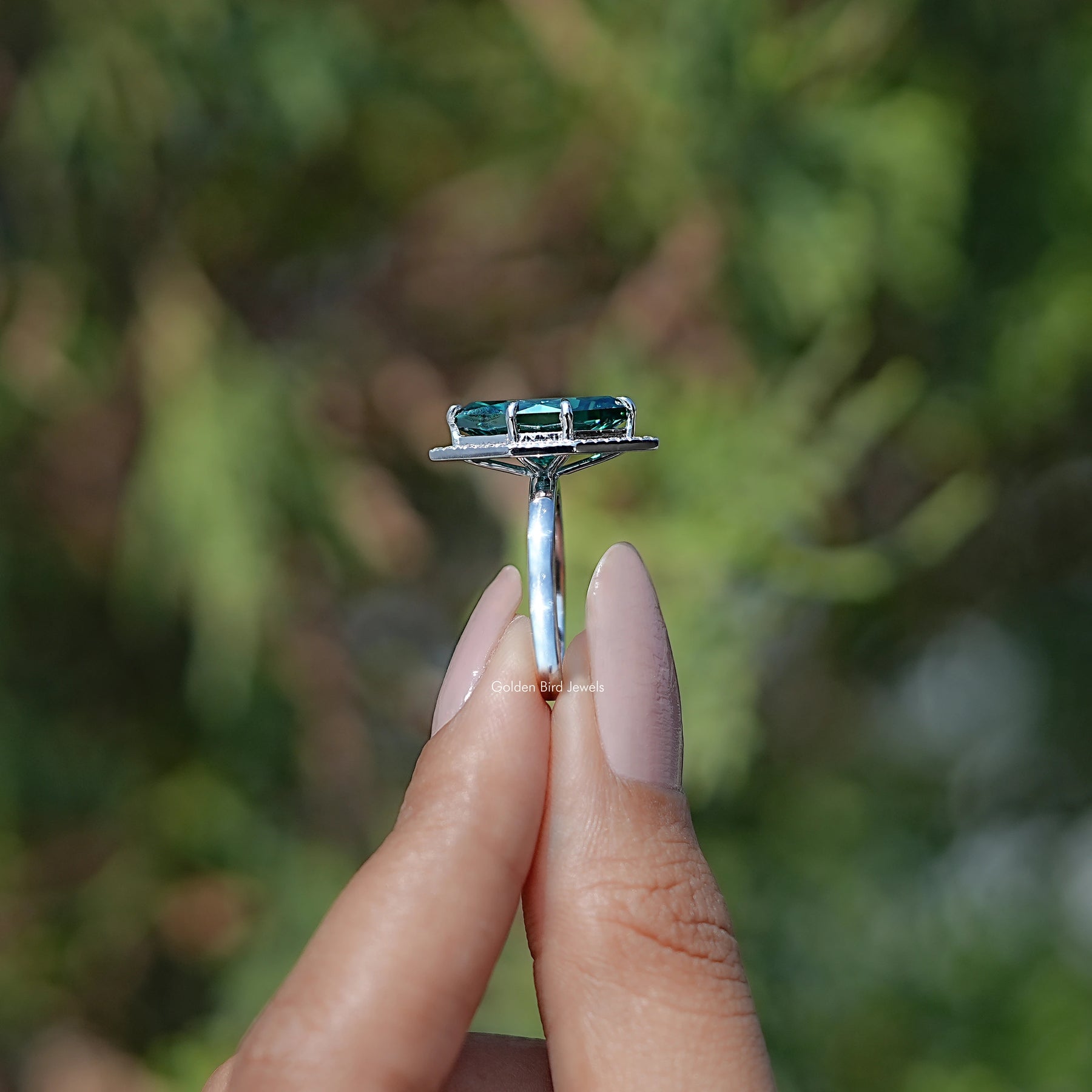 Niederländischer Marquise Moissanit Halo-Verlobungsring