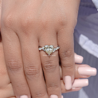 Heart & Marquise Moissanite Diamond Floral Wedding Ring