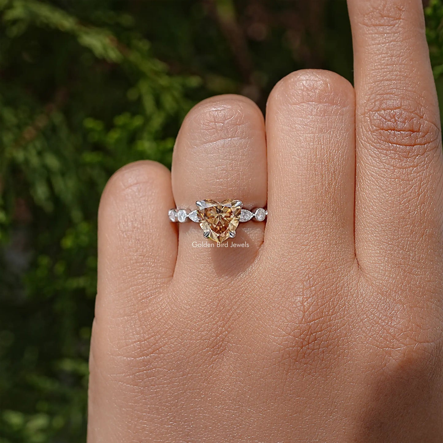 Heart Shape Moissanite Gemstone Wedding Ring
