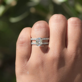 [Irregular Cushion Cut Moissanite Ring]-[Golden Bird Jewels]