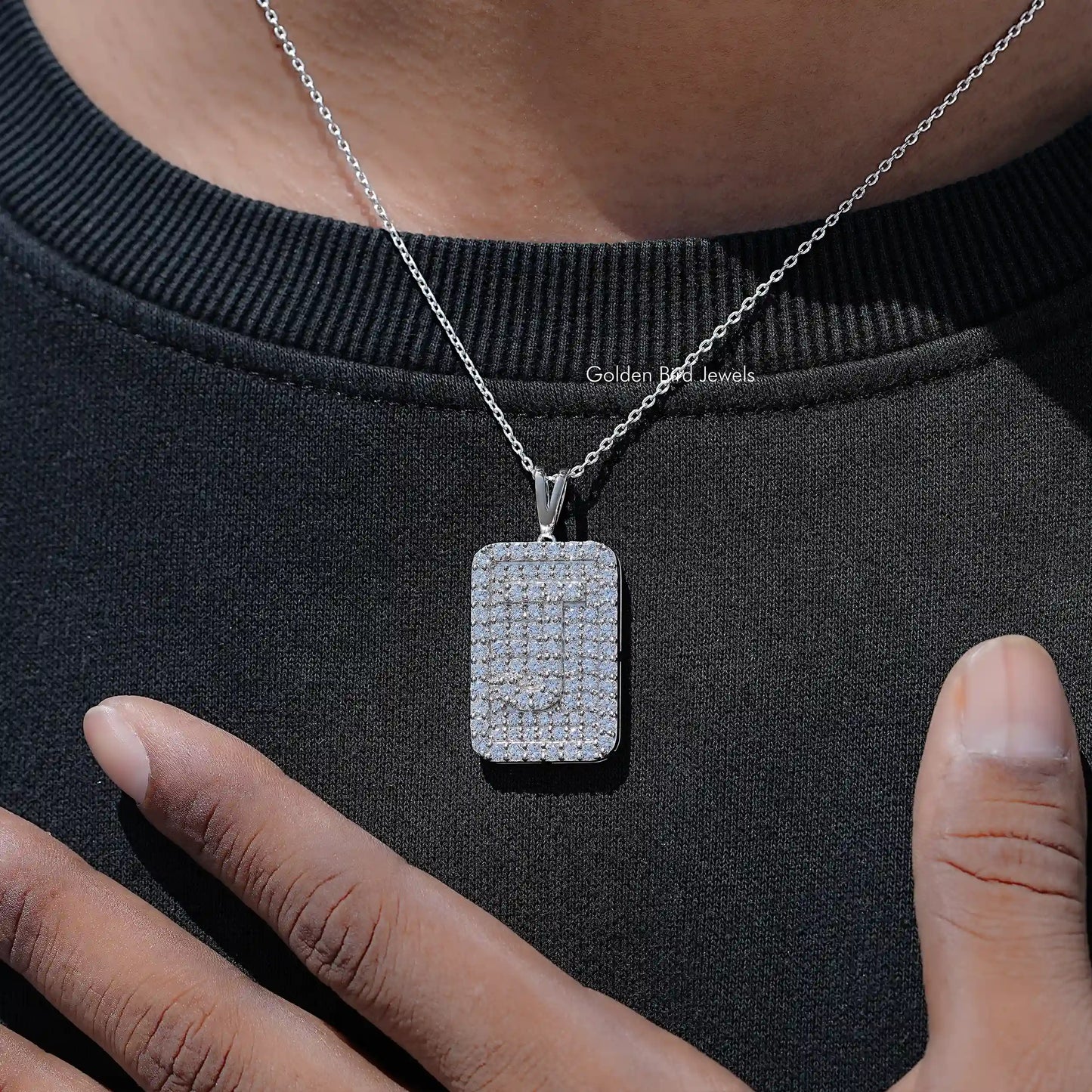 Runder Labor-Diamant Buchstabe-Anhänger, individuell gestaltet