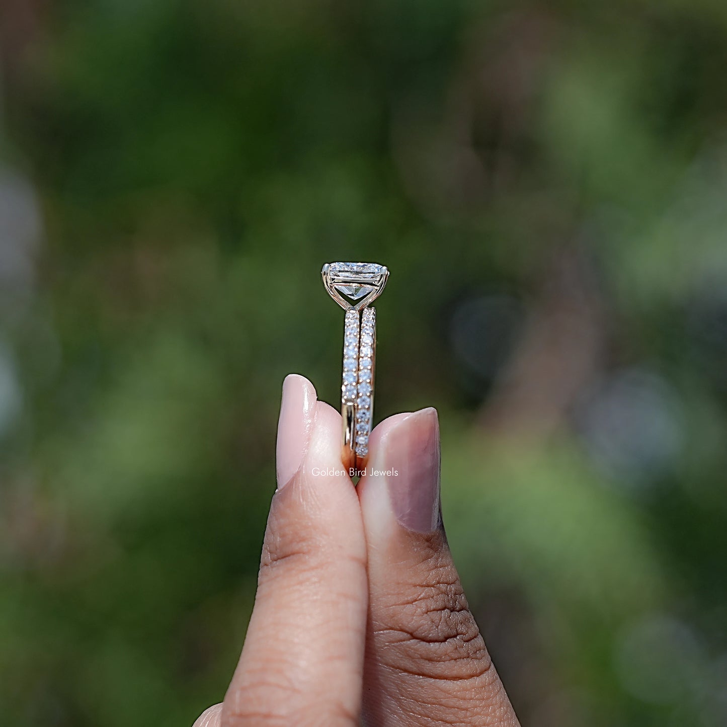 Diamantring im Kissenschliff aus Laborzucht