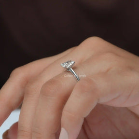 [Lab-Grown radiant cut anniversary ring withh VS clarity]