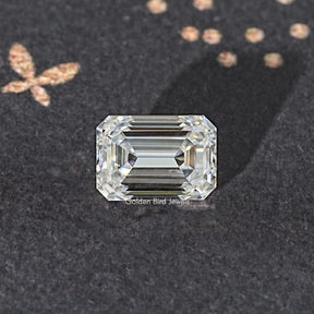 Near Colorless Emerald Moissanite Loose