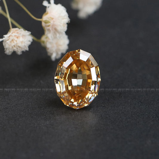 3,05 Karat Stufenschliff Champagnerfarbener ovaler Moissanit lose