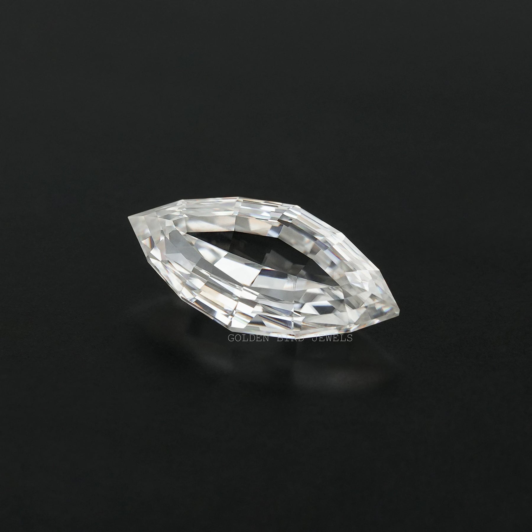 Loser Moissanit im Marquise-Stufenschliff, 2,50 Karat