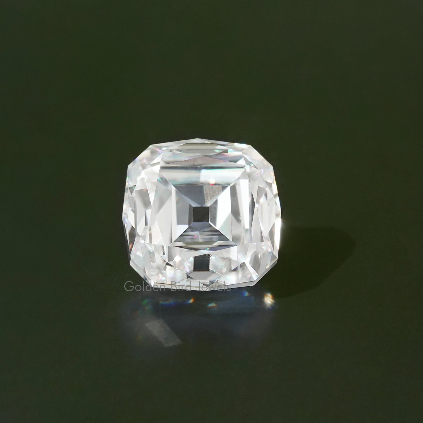 Brillanter loser Moissanit-Stein im Mazarin-Schliff
