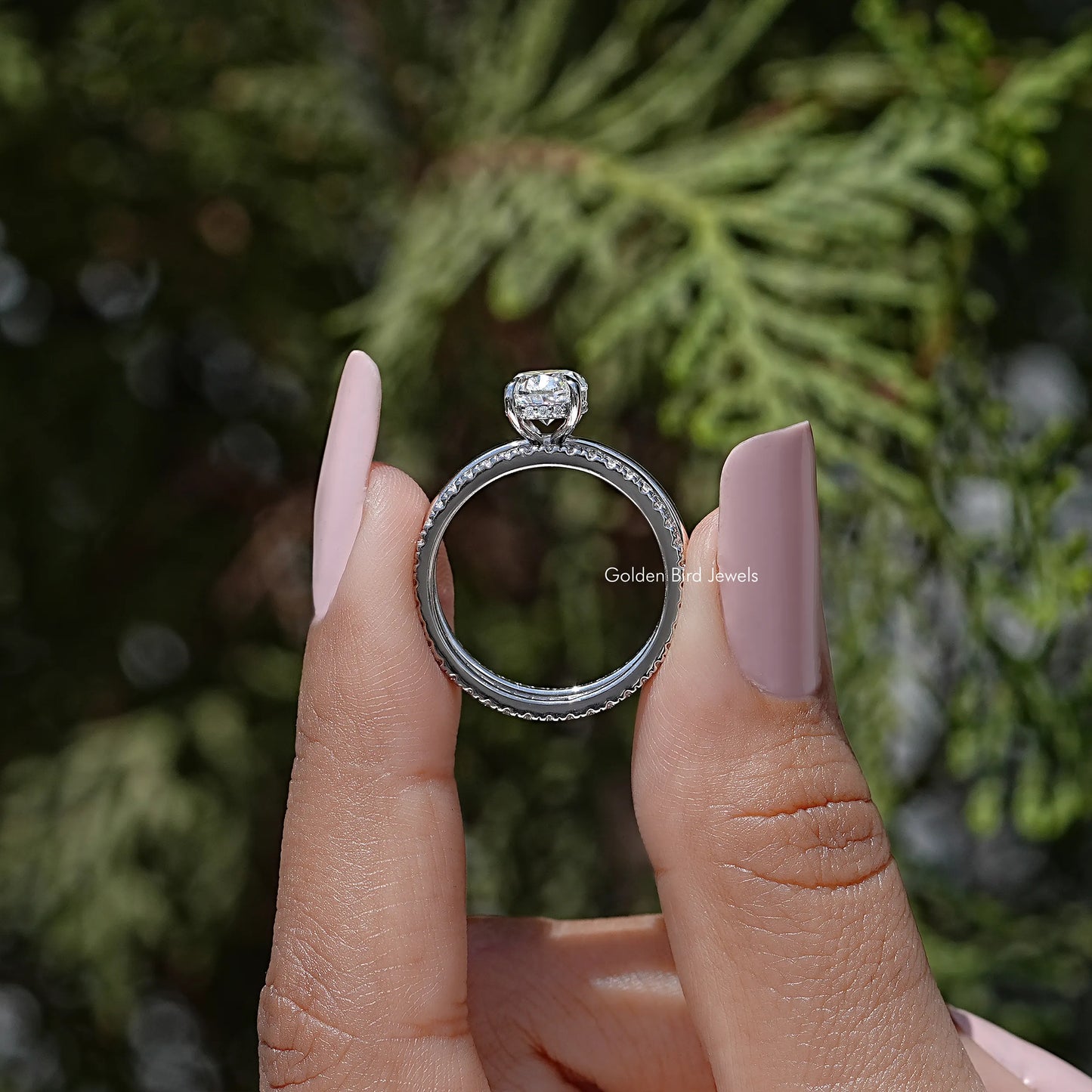 Brautring-Set mit ovalem Diamantschliff